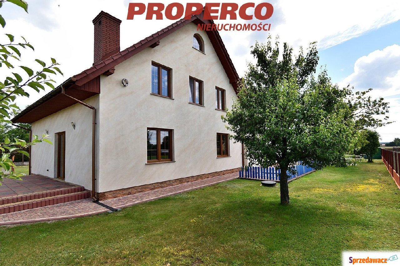 Dom 243 m2, Łosienek