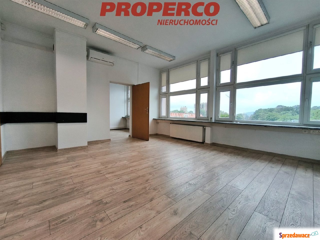 Lokal, III p., 411,75m2, Centrum,...
