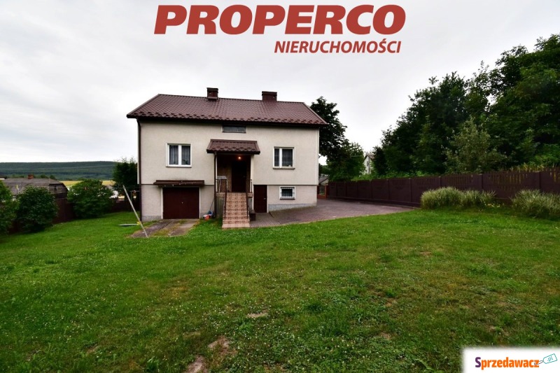 Sprzedam dom Zaskale -  wolnostojący,  pow.  230 m2,  działka:   11 000 m2