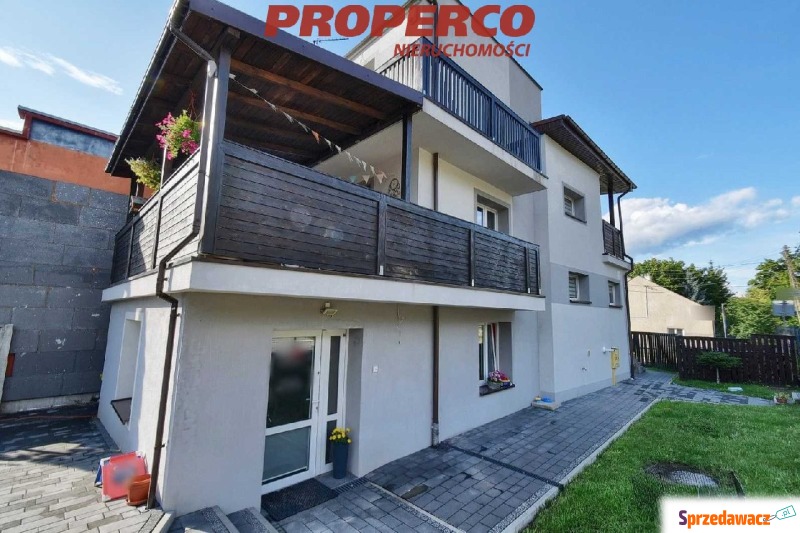 Sprzedam dom Kielce -  bliźniak dwupiętrowy,  pow.  201 m2,  działka:   377 m2