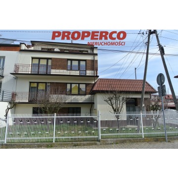 Dom 8 pokoi, 200m2, Busko-Zdrój, blisko centrum