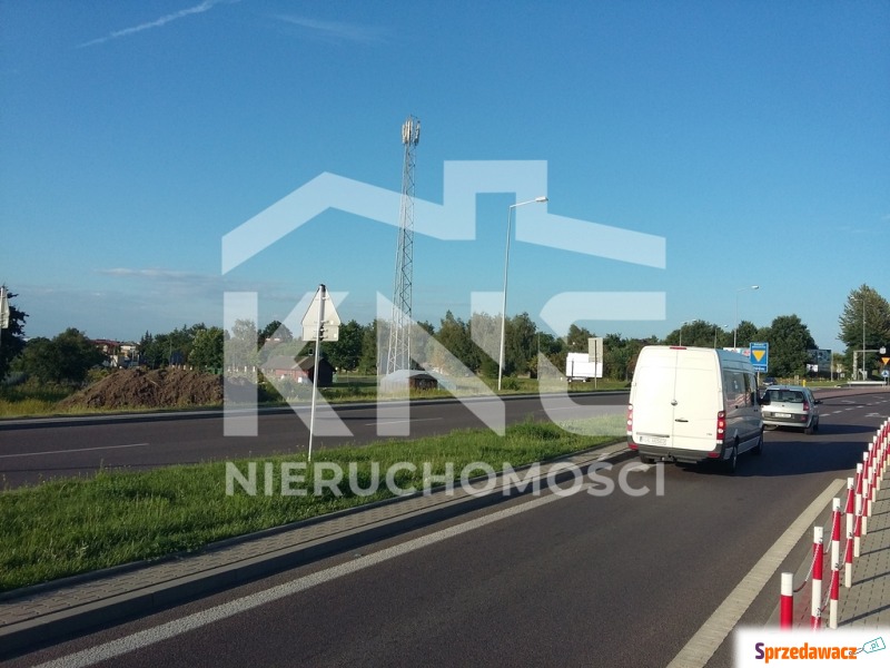 Działka komercyjna 42a pod usł...