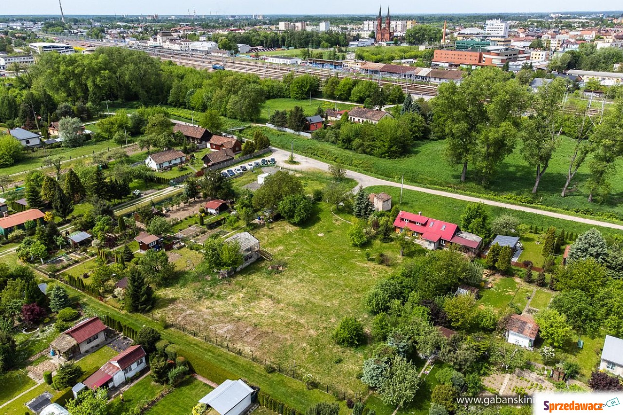 Działki budowlane na sprzedaż w...