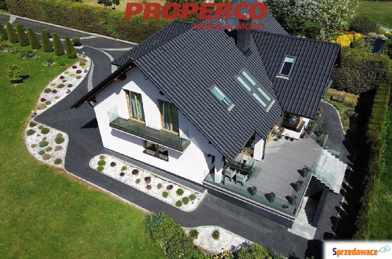 Sprzedam dom Oblęgorek - ,  pow.  245 m2,  działka:   1653 m2