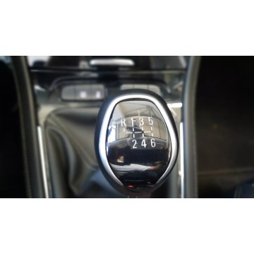 Opel Grandland X  SUV 2019,  1.2 benzyna - Na sprzedaż za 61 900 zł - Kraków - zdjęcie 9