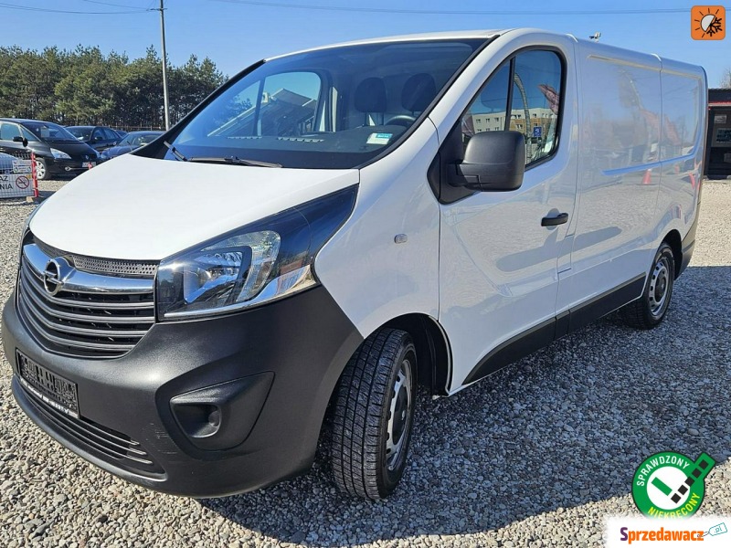 Opel Vivaro 2015,  1.6 diesel - Na sprzedaż za 36 777 zł - Kutno