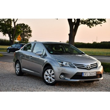 Toyota Avensis  Sedan/Limuzyna 2013,  1.8 benzyna - Na sprzedaż za 39 999 zł - Nowe Sójki - zdjęcie 7