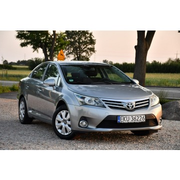 Toyota Avensis  Sedan/Limuzyna 2013,  1.8 benzyna - Na sprzedaż za 39 999 zł - Nowe Sójki - zdjęcie 6