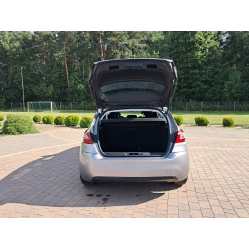 Peugeot 308  Hatchback 2013,  1.6 benzyna - Na sprzedaż za 28 800 zł - Lipówki - zdjęcie 9