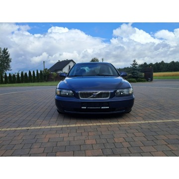 Volvo S60  Sedan/Limuzyna 2001,  2.5 benzyna, automat - Na sprzedaż za 10 800 zł - Lipówki - zdjęcie 2