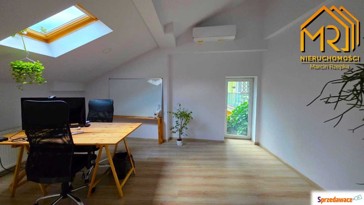 Lokal użytkowy 140 m² na wynajem...
