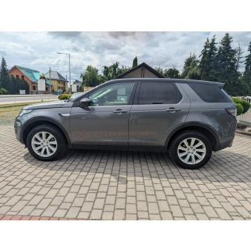 Land Rover Discovery Sport  SUV 2016,  2.0 diesel, automat - Na sprzedaż za 73 900 zł - Biała - zdjęcie 4