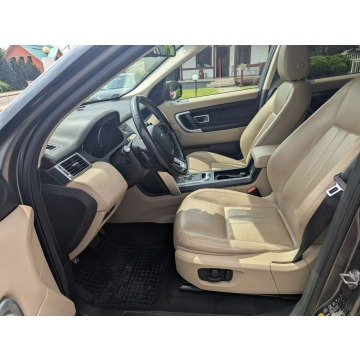 Land Rover Discovery Sport  SUV 2016,  2.0 diesel, automat - Na sprzedaż za 73 900 zł - Biała - zdjęcie 8