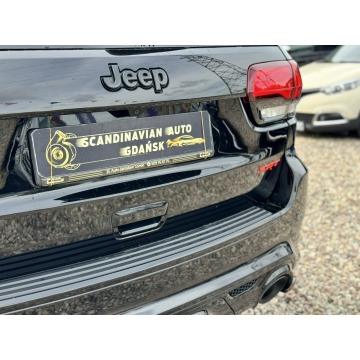 Jeep Grand Cherokee  SUV 2019,  6.4 benzyna+LPG, automat - Na sprzedaż za 239 900 zł - Reda - zdjęcie 11