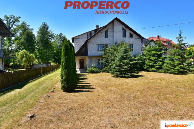 Sprzedam dom Skorzeszyce -  wolnostojący dwupiętrowy,  pow.  280 m2,  działka:   900 m2