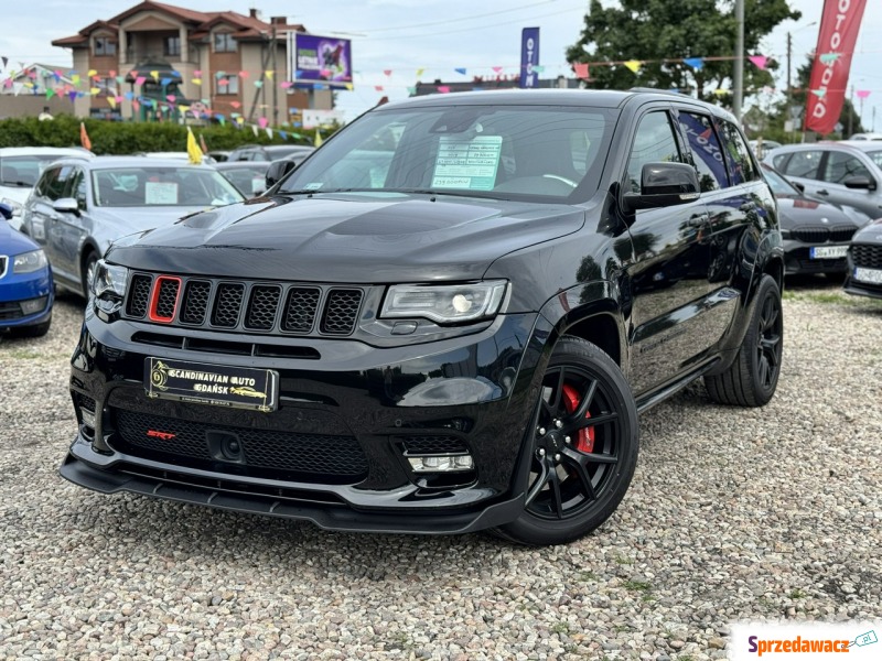 Jeep Grand Cherokee  SUV 2019,  6.4 benzyna+LPG, automat - Na sprzedaż za 239 900 zł - Reda