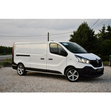 Renault Trafic 2017,  1.6 diesel - Na sprzedaż za 40 000 zł - Nowe Sójki - zdjęcie 10
