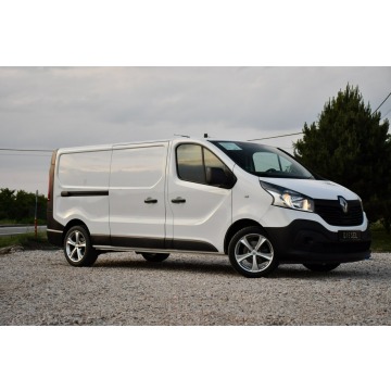 Renault Trafic 2017,  1.6 diesel - Na sprzedaż za 40 000 zł - Nowe Sójki - zdjęcie 12