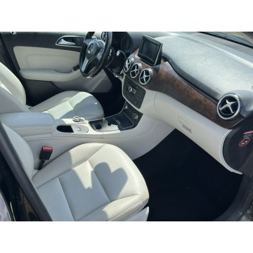 Mercedes - Benz B-klasa  Hatchback 2013,  1.8 diesel, automat - Na sprzedaż za 17 900 zł - Zagórów - zdjęcie 11