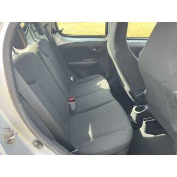 Peugeot 108  Hatchback 2016,  1.0 benzyna - Na sprzedaż za 17 900 zł - Zagórów - zdjęcie 12