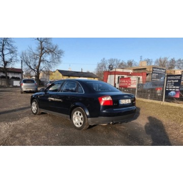 Audi A4 2002 benzyna - Na sprzedaż za 11 900 zł - Łask - zdjęcie 2