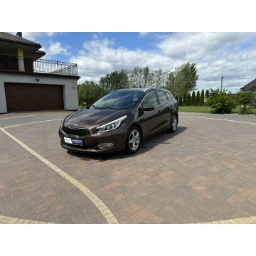 Kia Ceed 2013,  1.6 diesel, automat - Na sprzedaż za 32 800 zł - Lipówki - zdjęcie 3