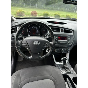 Kia Ceed 2013,  1.6 diesel, automat - Na sprzedaż za 32 800 zł - Lipówki - zdjęcie 12