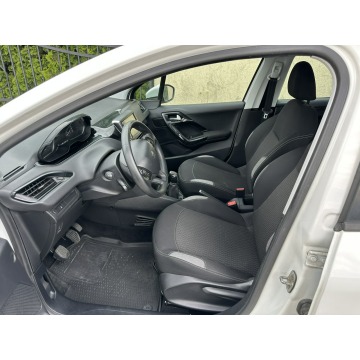 Peugeot 208  Hatchback 2016,  1.0 benzyna - Na sprzedaż za 18 800 zł - Wejherowo - zdjęcie 9
