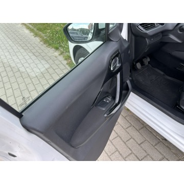 Peugeot 208  Hatchback 2016,  1.0 benzyna - Na sprzedaż za 18 800 zł - Wejherowo - zdjęcie 10