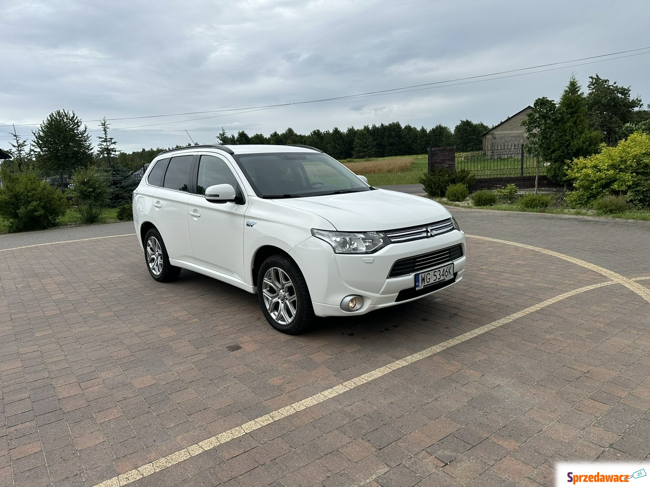 Mitsubishi Outlander 2014