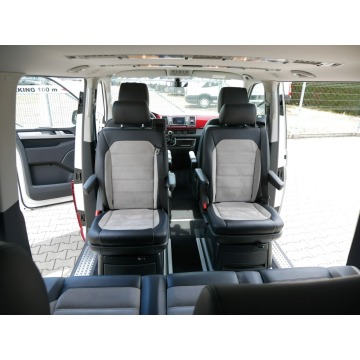 Volkswagen Multivan  Bus 2015,  2.0 diesel - Na sprzedaż za 129 900 zł - Goczałkowice-Zdrój - zdjęcie 9