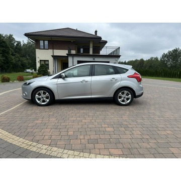 Ford Focus  Hatchback 2012,  1.0 benzyna - Na sprzedaż za 19 700 zł - Lipówki - zdjęcie 4
