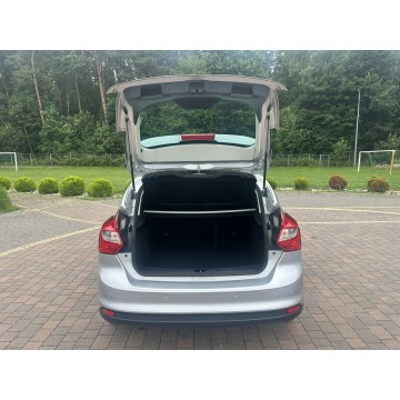 Ford Focus  Hatchback 2012,  1.0 benzyna - Na sprzedaż za 19 700 zł - Lipówki - zdjęcie 9