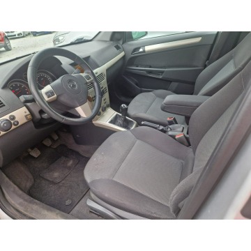 Opel Astra  Hatchback 2009,  1.4 benzyna+LPG - Na sprzedaż za 14 900 zł - Wągrowiec - zdjęcie 10
