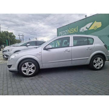Opel Astra  Hatchback 2009,  1.4 benzyna+LPG - Na sprzedaż za 14 900 zł - Wągrowiec - zdjęcie 9