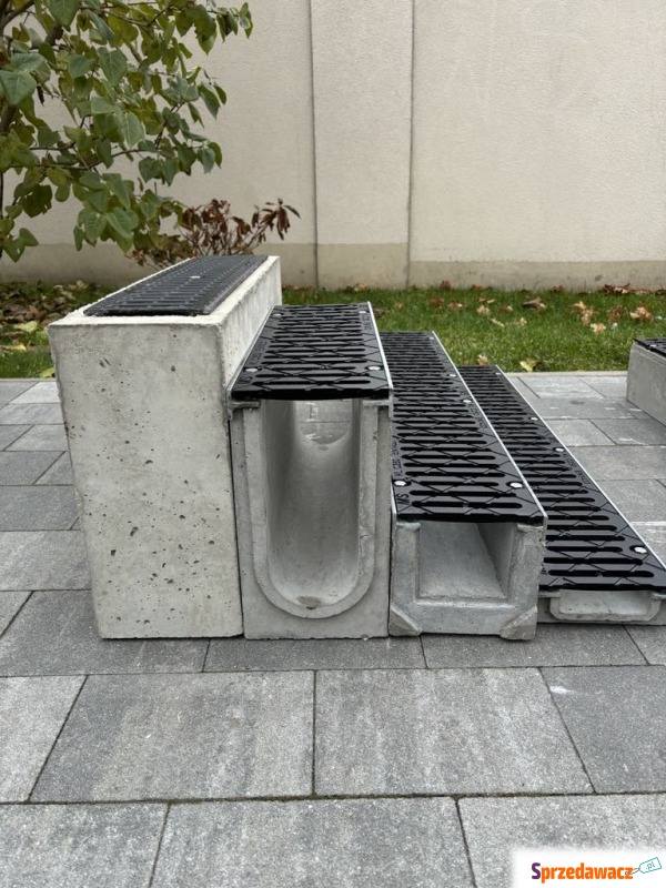 Odwodnienia liniowe betonowe - Pozostałe art. budowlane - Lublin