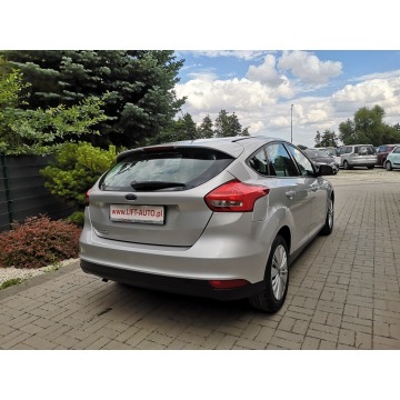 Ford Focus 2015,  1.6 benzyna - Na sprzedaż za 29 900 zł - Strzegom - zdjęcie 6