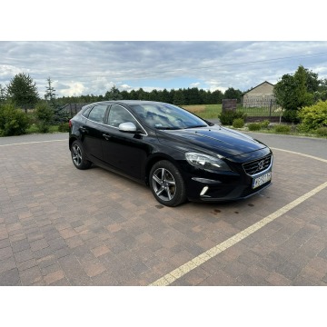 Volvo V40  Hatchback 2015,  2.0 diesel - Na sprzedaż za 28 800 zł - Lipówki - zdjęcie 2