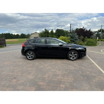 Volvo V40  Hatchback 2015,  2.0 diesel - Na sprzedaż za 28 800 zł - Lipówki - zdjęcie 3