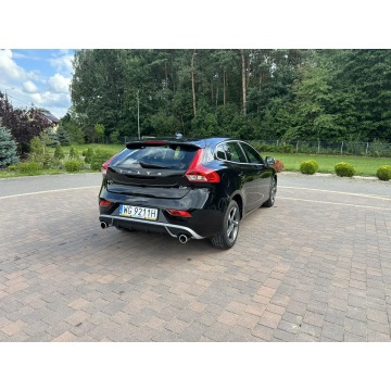 Volvo V40  Hatchback 2015,  2.0 diesel - Na sprzedaż za 28 800 zł - Lipówki - zdjęcie 5