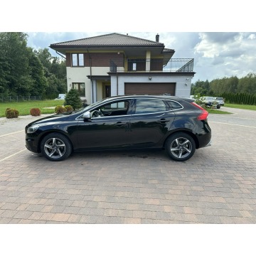 Volvo V40  Hatchback 2015,  2.0 diesel - Na sprzedaż za 28 800 zł - Lipówki - zdjęcie 9