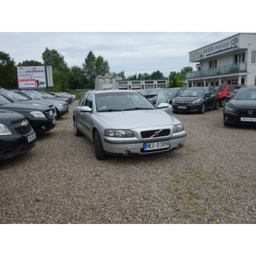 Volvo S60  Sedan/Limuzyna 2002,  2.4 benzyna, automat - Na sprzedaż za 8 500,00 zł - Słupsk - zdjęcie 2