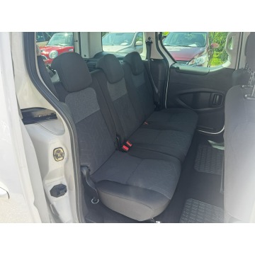 Peugeot Partner  Minivan/Van 2018,  1.6 diesel - Na sprzedaż za 29 900 zł - Gdów - zdjęcie 9