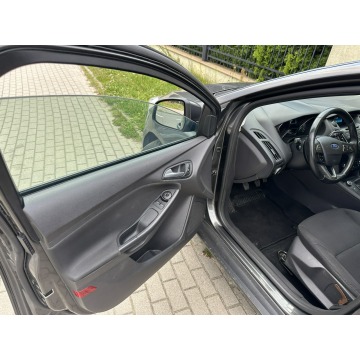 Ford Focus  Kombi 2016,  1.5 diesel - Na sprzedaż za 18 800 zł - Wejherowo - zdjęcie 9