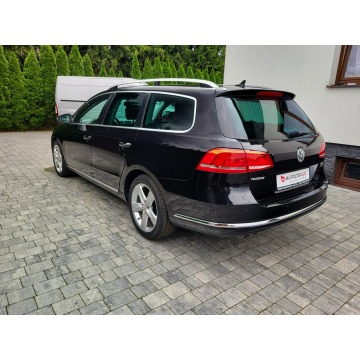 Volkswagen Passat 2011,  2.0 diesel - Na sprzedaż za 31 500 zł - Jatutów - zdjęcie 8