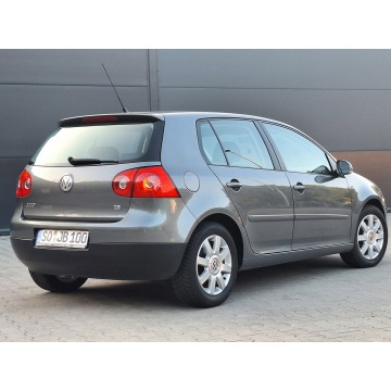 Volkswagen Golf  Hatchback 2008,  1.6 benzyna - Na sprzedaż za 21 900 zł - Olsztyn - zdjęcie 2