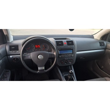 Volkswagen Golf  Hatchback 2008,  1.6 benzyna - Na sprzedaż za 21 900 zł - Olsztyn - zdjęcie 5
