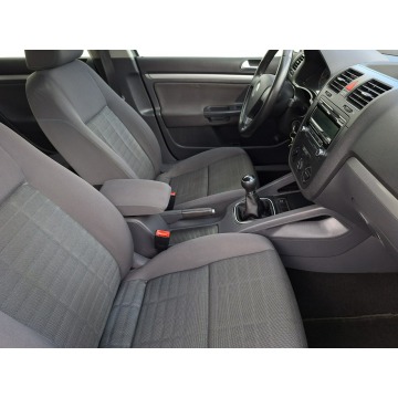 Volkswagen Golf  Hatchback 2008,  1.6 benzyna - Na sprzedaż za 21 900 zł - Olsztyn - zdjęcie 7