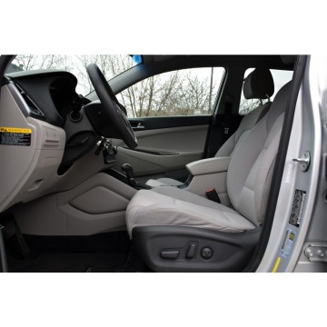 Hyundai Tucson  Terenowy 2017,  2.0 benzyna, automat - Na sprzedaż za 64 900 zł - Warszawa - zdjęcie 5