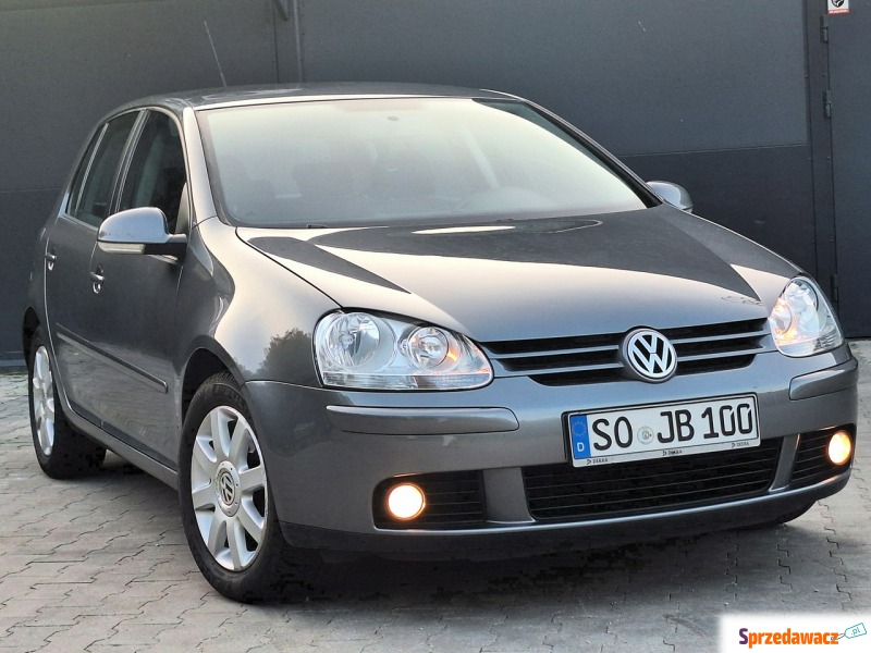 Volkswagen Golf  Hatchback 2008,  1.6 benzyna - Na sprzedaż za 21 900 zł - Olsztyn